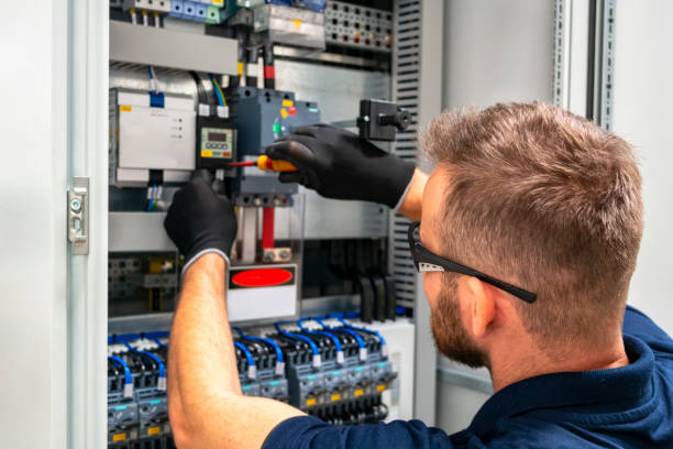 Best Electrical Contractors for Businesses  in Flatonia, TX